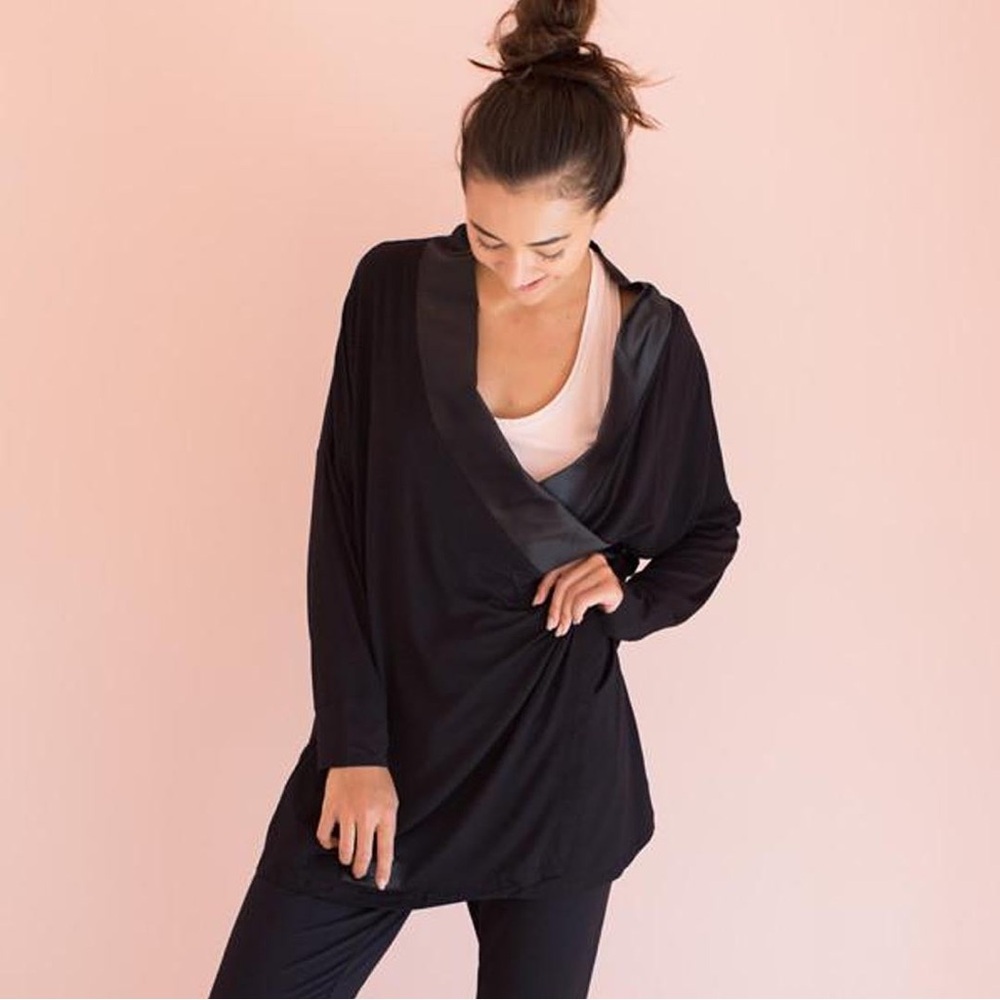 FACEPLANT DREAMWEAR BLACK BAMBOO SWING JACKET- WOMEN’S - Picture 3 of 9